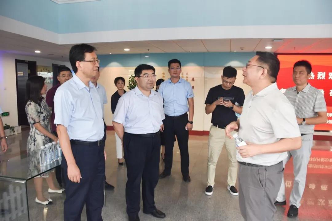 新一代信息技術產業園項目考察組蒞臨環球軟件調研