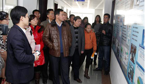 “教授、博士企業行”走進環球軟件